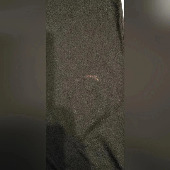 Old Navy, Size L, Black Relaxed Mesh-Back Fly-Away Tank - Picture 6 of 7